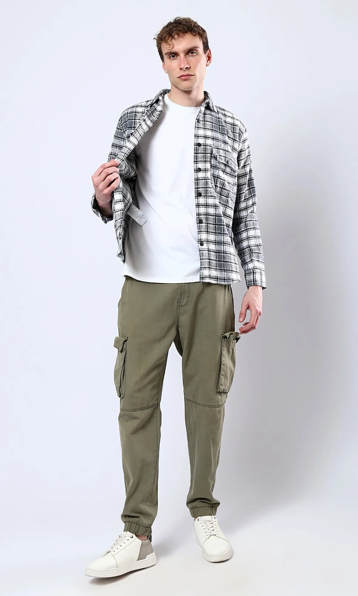 O180405 Plaids Dark Grey & White Buttoned Winter Shirt