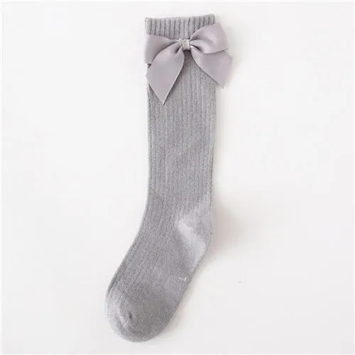 Seasonal Elegance: Delicate Bow Adorned Knee High Socks for Girls